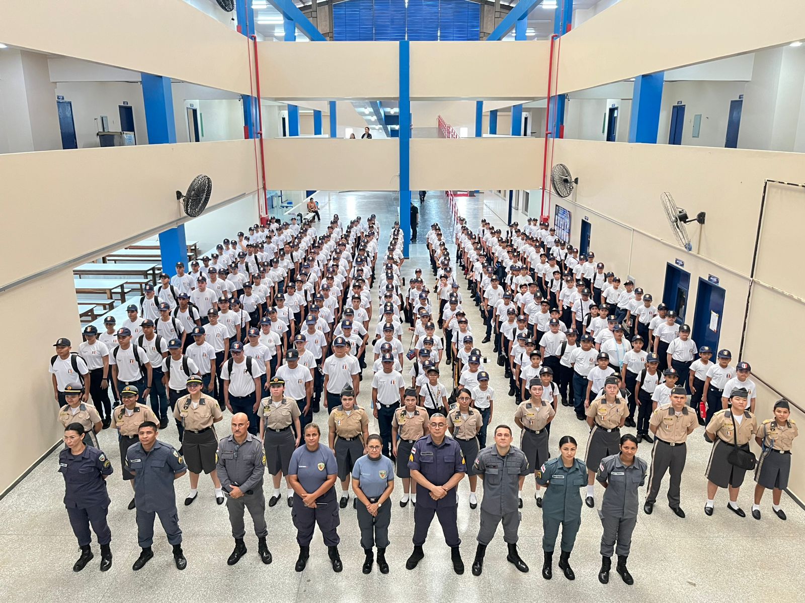 DEBB61DE-D70E-4EAE-9C9A-2B09A43292CE