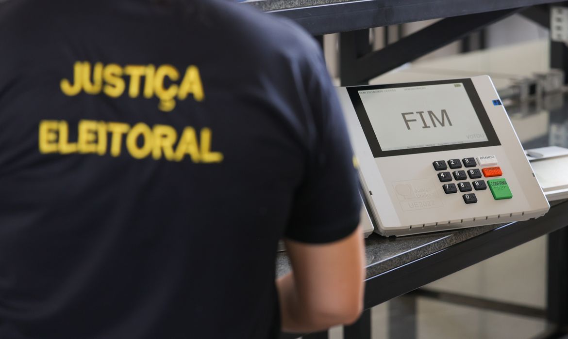 Assédio eleitoral aos trabalhadores é crime; veja como denunciar